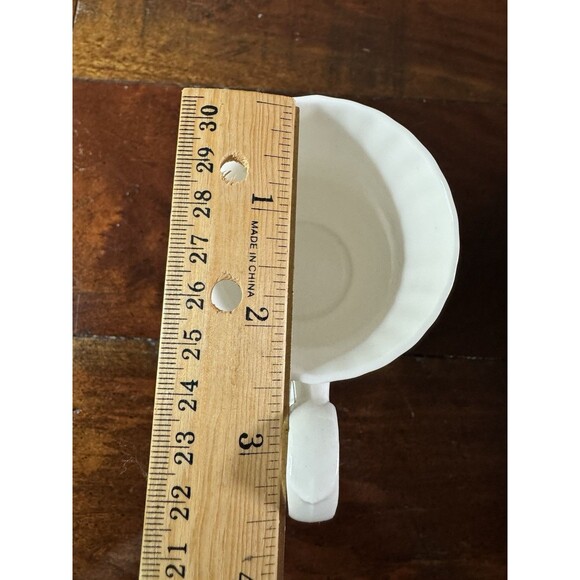 Vintage Royal Windsor Fine Bone‎ China Tea Cup/Mug Blue Flowers - Picture 3 of 6